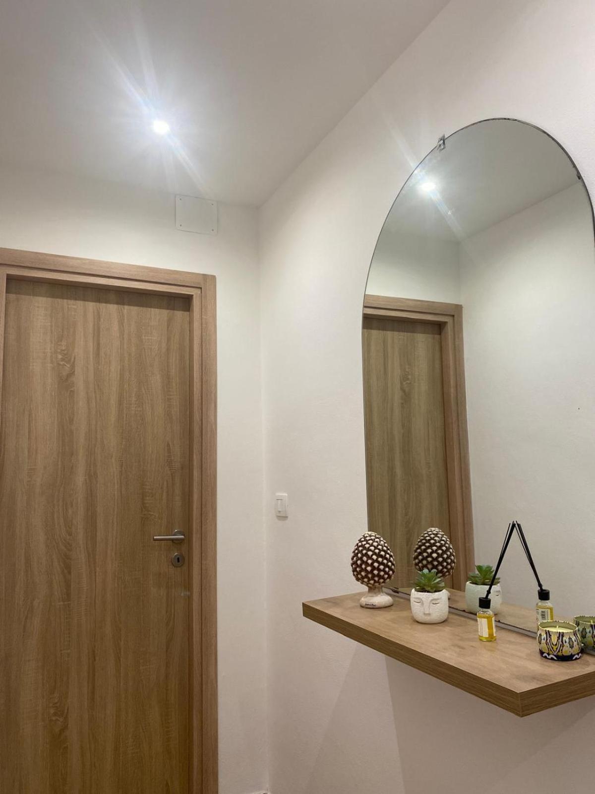 Maresia Apartment Альтавілла-Мілічія Екстер'єр фото
