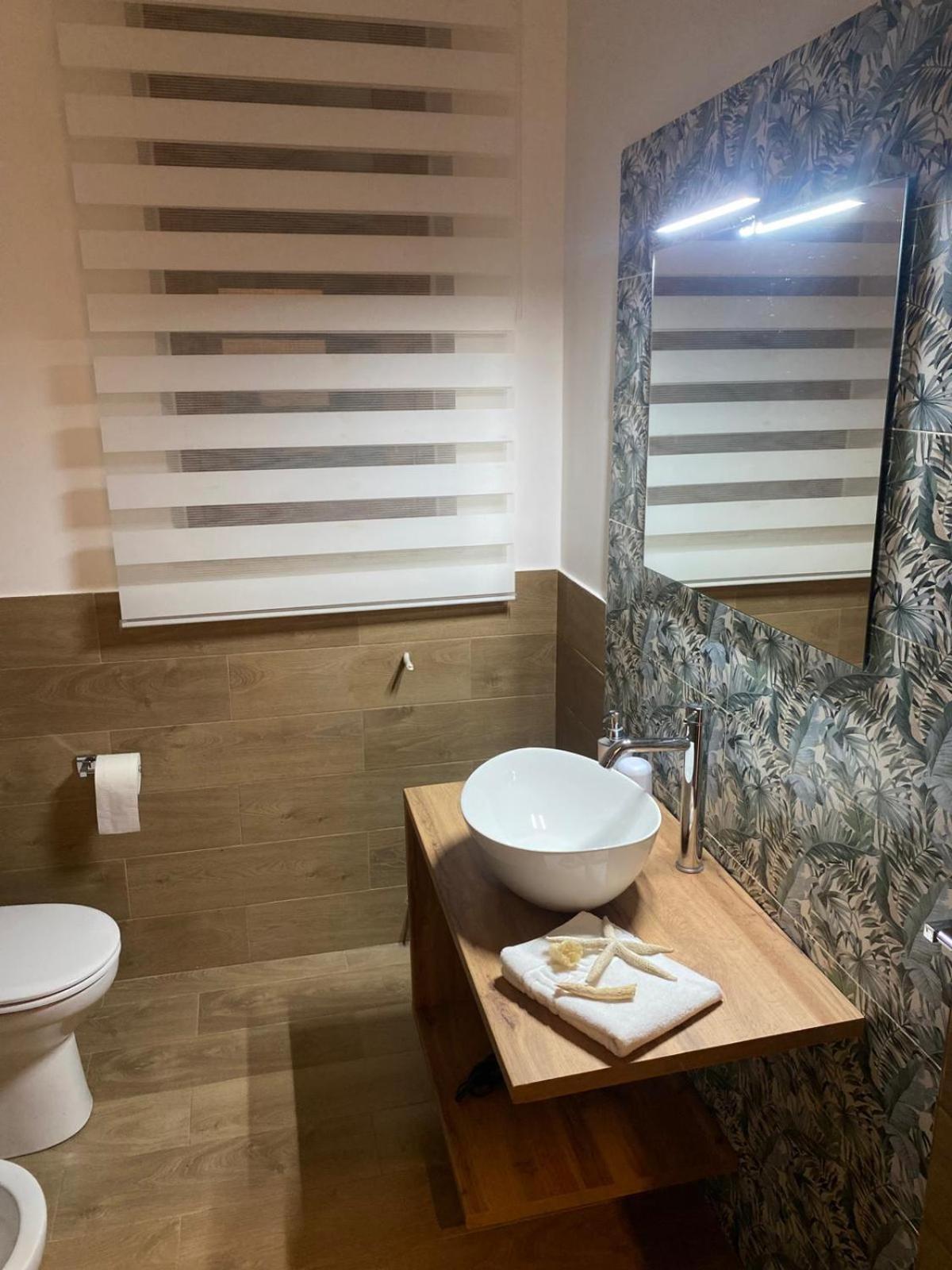 Maresia Apartment Альтавілла-Мілічія Екстер'єр фото